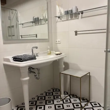 Fachwerkhaus Apartman *